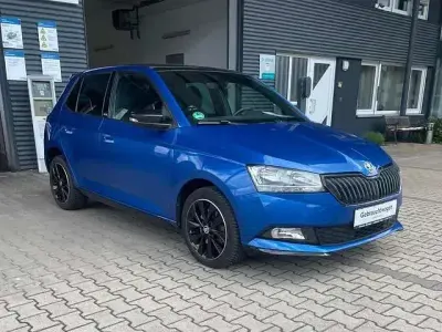 Używany Skoda Fabia Monte Carlo 110 KM (80 kW) 2018 Niebieski Sedan/Limuzyna