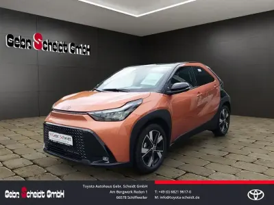 Neu Toyota Aygo X 116 PS (85 kW) 2026 Braun SUV
