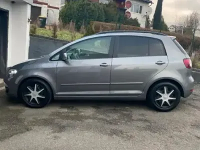 Second-hand VW Golf VI 115 CP (84 kW) 2009 Gri Hatchback