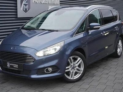 Usata Ford S-MAX Titanium 190 CV (139 kW) 2018 Blu Monovolume