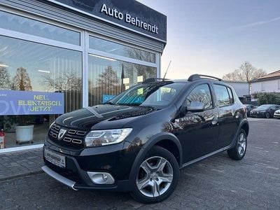 Schwarz Gebraucht 2017 Dacia Sandero Prestige Limousine | 8.890 € (Fairer Preis)