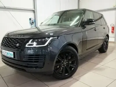 Używany Land Rover Range Rover Vogue 301 KM (221 kW) 2021 Szary SUV