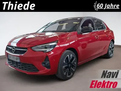 Używany Opel Corsa-e Sport 100 kW (136 KM) 2023 Czerwony Hatchback