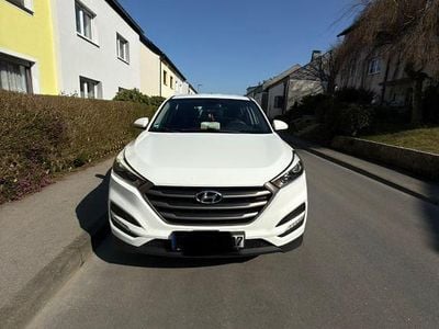 Gebraucht Hyundai Tucson Classic 132 PS (97 kW) 2016 Weiß SUV