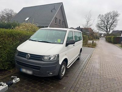 Gebraucht VW Caravelle 116 PS (85 kW) 2012 Weiß Van / Kleinbus