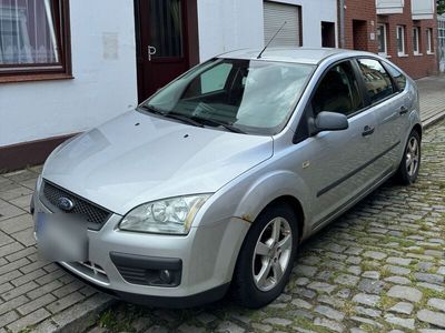 gebraucht Ford Focus 1,6 L Klima Limousine Motor & Getriebe TOP