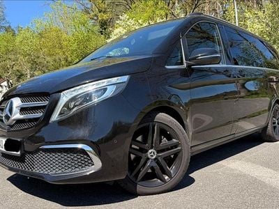 Usata Mercedes V300 Avantgarde 239 CV (175 kW) 2020 Nero Monovolume