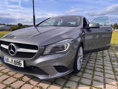 Mercedes CLA200