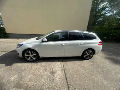 Gebraucht Peugeot 308 SW Active 120 PS (88 kW) 2016 Kombi