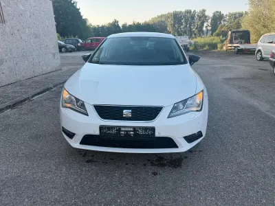Gebraucht Seat Leon 105 PS (77 kW) 2013 Weiß Limousine