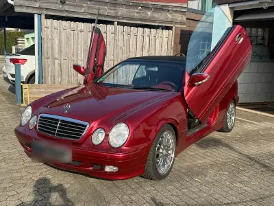 Gebraucht Mercedes CLK230 204 PS (150 kW) 1999 Rot Cabrio