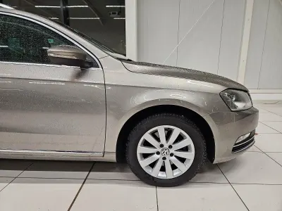 Gebraucht VW Passat Comfortline 122 PS (89 kW) 2013 Kombi
