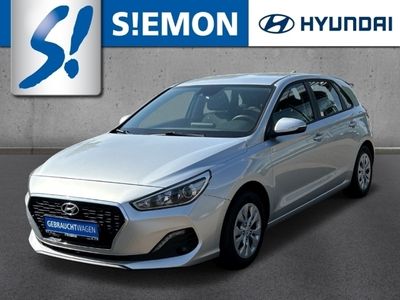 gebraucht Hyundai i30 Select 1.4 Soko Navi Klima Tempo SHZ PDC