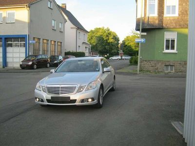 Mercedes E200