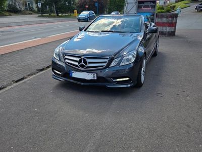 Mercedes E200
