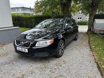 Second-hand Volvo V70 136 CP (100 kW) 2010 Negru Break