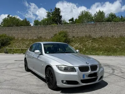Gebraucht BMW 325 218 PS (160 kW) 2008 Grau Limousine