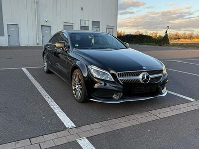 Schwarz Gebraucht 2015 Mercedes CLS500 Limousine | 27.900 € (Teuer)