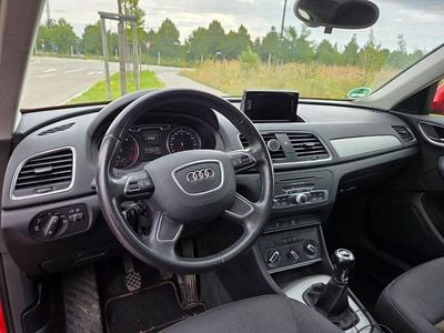 Begagnad Audi Q3 140 HK (102 kW) 2013 Röd SUV