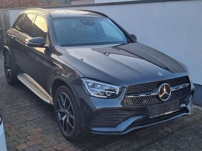Gebraucht Mercedes GLC300 AMG 245 PS (180 kW) 2022 Grau SUV