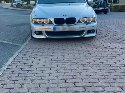 Gebraucht BMW 530 231 PS (169 kW) 2001 Silber Limousine