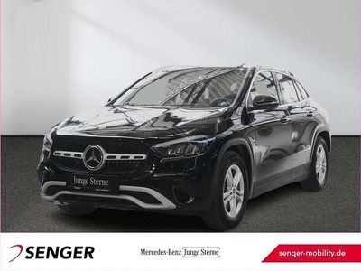 Gebraucht Mercedes GLA200 163 PS (119 kW) 2024 Schwarz SUV