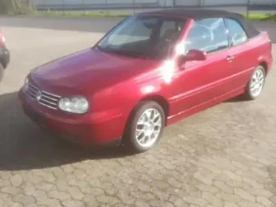 Gebraucht VW Golf Comfortline 90 PS (66 kW) 2001 Rot Cabrio