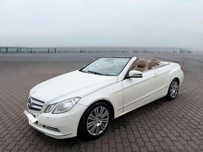 Gebraucht Mercedes E200 184 PS (135 kW) 2012 Weiß Cabrio