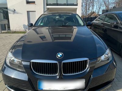 gebraucht BMW 320 3er E90 i