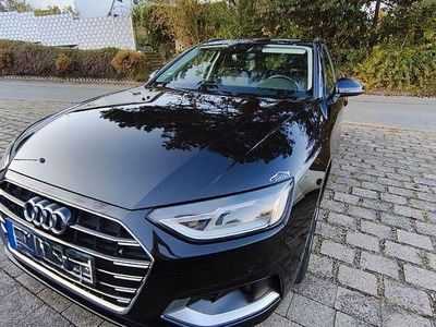 Schwarz Gebraucht 2020 Audi A4 Kombi | 19.500 € (Guter Preis)