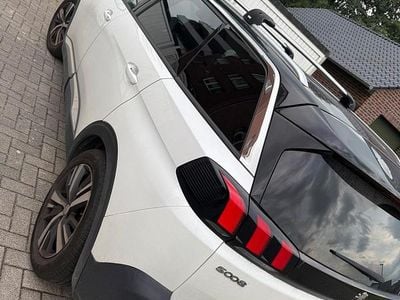 Weiß Gebraucht 2018 Peugeot 5008 SUV | 13.950 € (Fairer Preis)