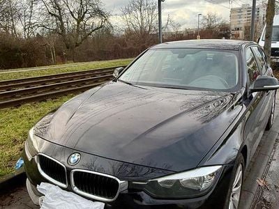 Gebraucht BMW 318 143 PS (105 kW) 2016 Schwarz Kombi