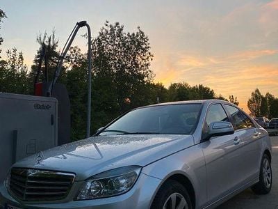 Mercedes C200