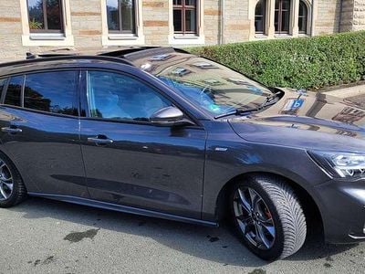Gebraucht Ford Focus ST-Line 155 PS (114 kW) 2020 Grau Kombi