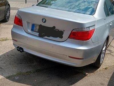 Second-hand BMW 523 194 CP (142 kW) 2007 Gri Berlinǎ