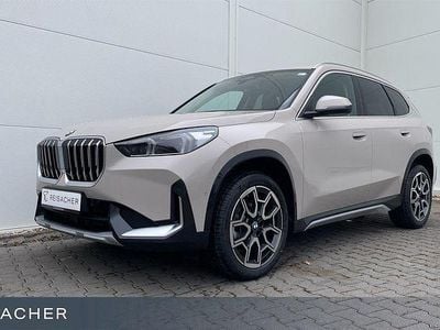 Neu BMW X1 Sport Line 170 PS (125 kW) 2025 Dune grey metallic SUV