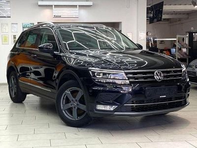 Gebraucht VW Tiguan Highline 150 PS (110 kW) 2017 Deep black perleffekt SUV
