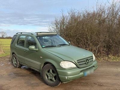 Gebraucht Mercedes ML230 150 PS (110 kW) 1999 SUV