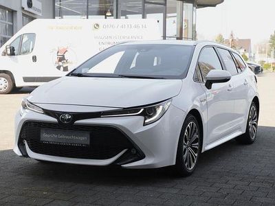 Gebraucht Toyota Corolla Basis 122 PS (89 kW) 2019 Schneeweiß Limousine