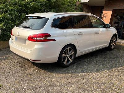 Gebraucht Peugeot 308 SW Allure 116 PS (85 kW) 2014 Weiß Kombi