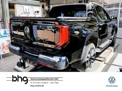 Second-hand VW Amarok Aventura 241 CP (177 kW) 2025 Negru Pickup