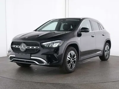 Gebraucht Mercedes GLA250 Advanced 218 PS (160 kW) 2025 Schwarz SUV