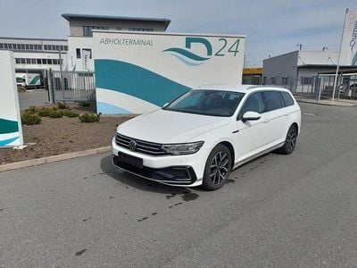 Gebraucht VW Passat GTE 156 PS (114 kW) 2021 Weiß Kombi