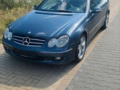 Gebraucht Mercedes CLK320 Avantgarde Edition 212 PS (155 kW) 2006 Blau Cabrio