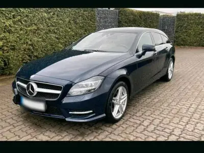 Gebraucht Mercedes CLS500 408 PS (300 kW) 2013 Blau Coupé