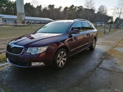 Gebraucht Skoda Superb Comfort 170 PS (125 kW) 2010 Rot Kombi