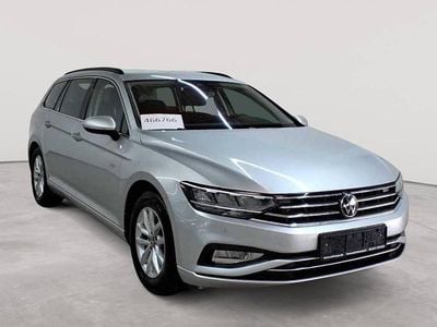 Gebraucht VW Passat Business 150 PS (110 kW) 2021 Reflexsilber metallic Kombi