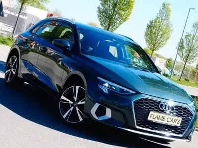 Gebraucht Audi A3 Ambiente 100 PS (73 kW) 2023 Andere Limousine