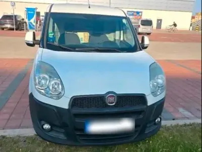 Gebraucht Fiat Doblò 90 PS (66 kW) 2014 Weiß Van / Kleinbus