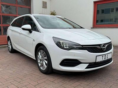 Weiß Gebraucht 2020 Opel Astra Elegance Kombi | 11.800 € (Fairer Preis)